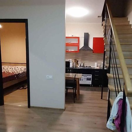 Apartamento Full House Tiflis Exterior foto