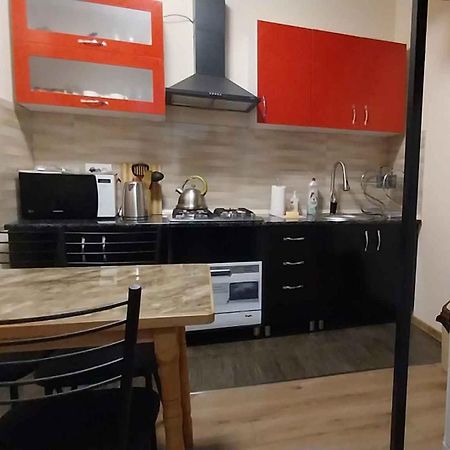 Apartamento Full House Tiflis Exterior foto