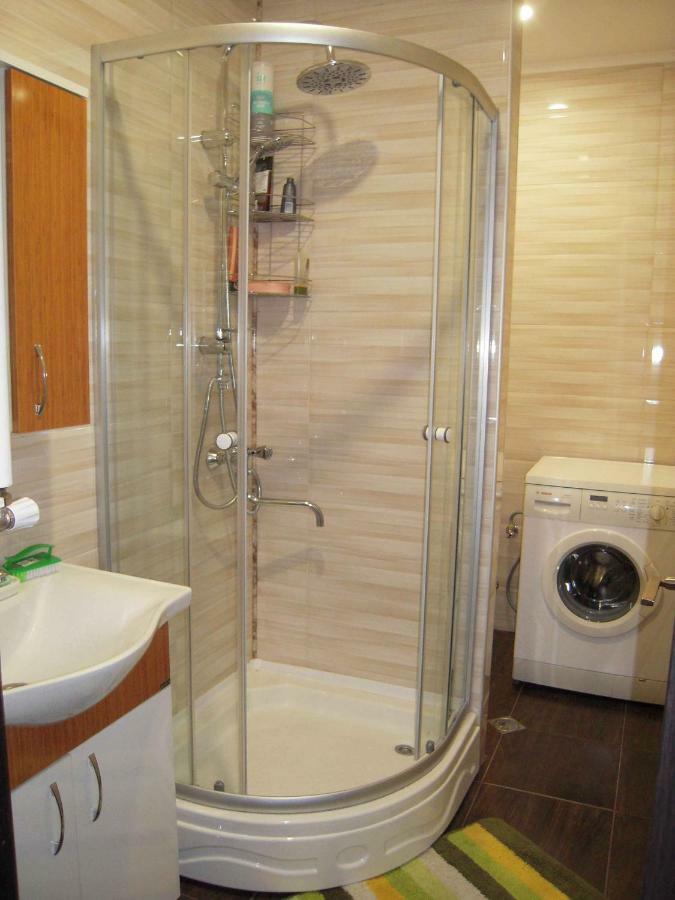 Apartamento Full House Tiflis Exterior foto
